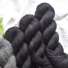 Load image into Gallery viewer, Classic DK (KPDH)
