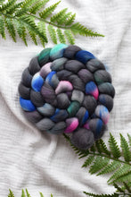 Load image into Gallery viewer, Mighty Nein Spinning Fiber
